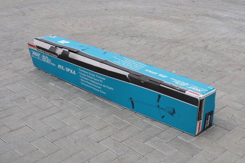 Cordless Brushcutter Makita UR012G Electric 80V In Box New