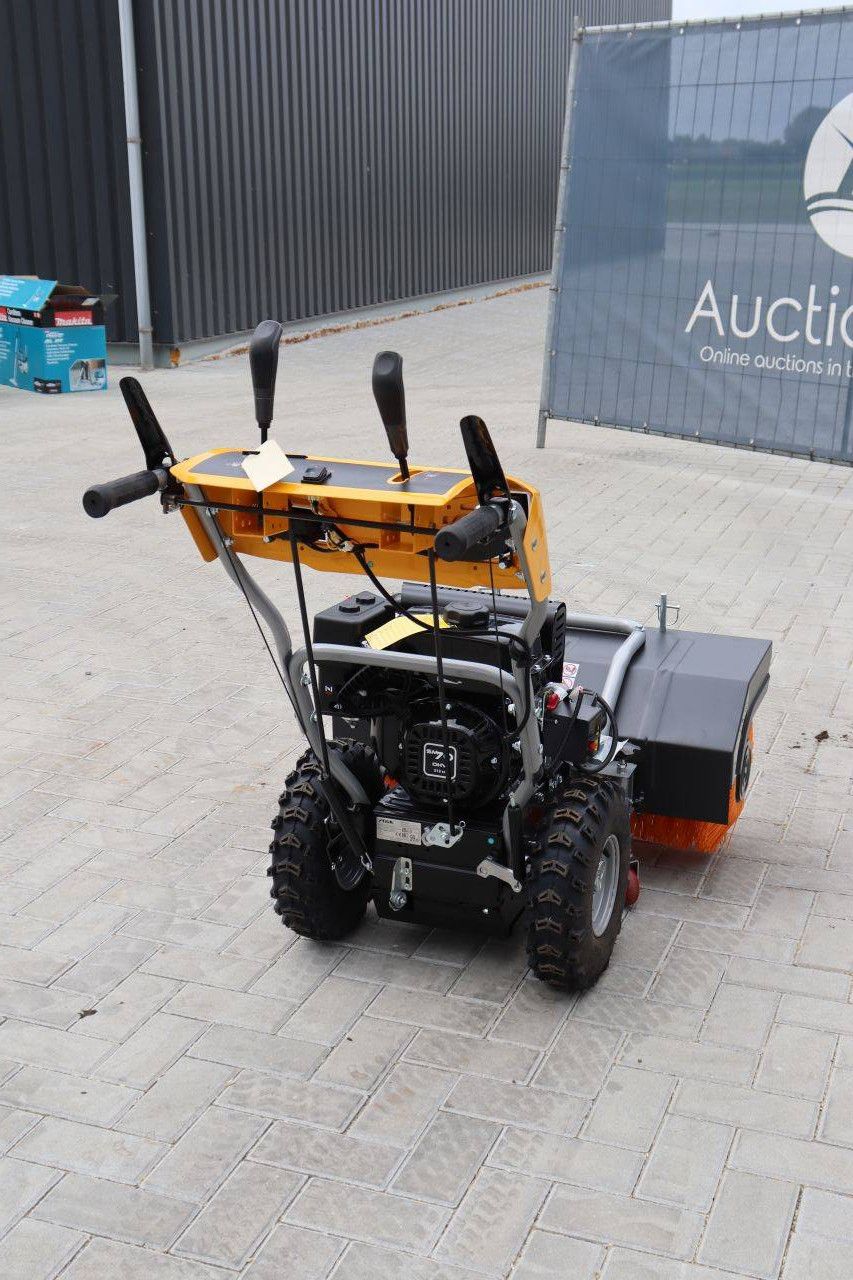Sweeper SWS 800 GE Petrol 4.4kW 2026 New