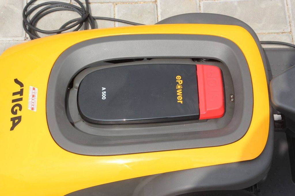 Stiga A1000 Electric Robotic Mower (GPS system) New