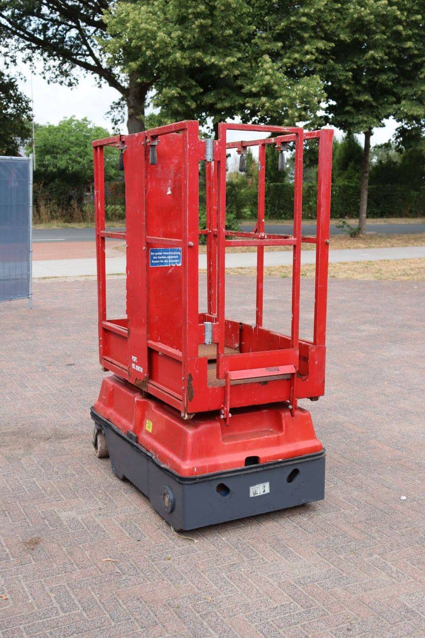 Bravi Lui Mini Electric Mast Lift