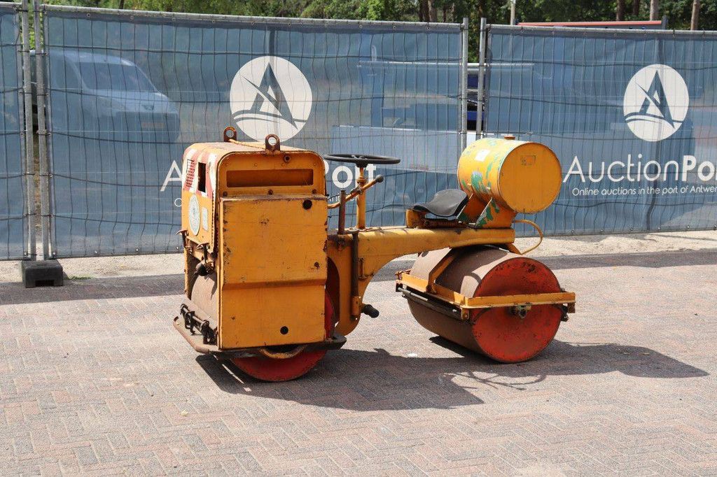 Tandem vibratory roller Wilhelm 75/85 Diesel 1961