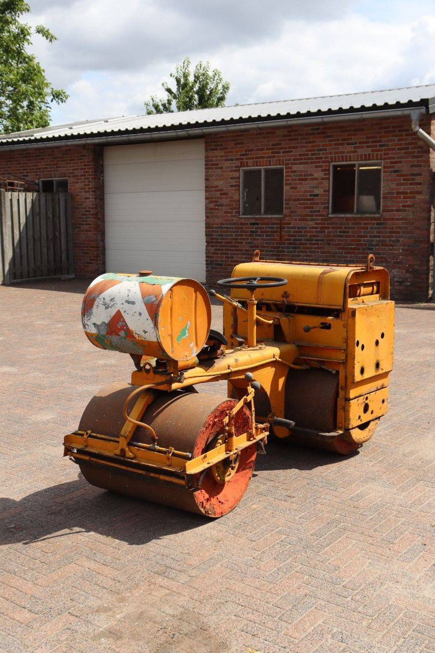 Tandem vibratory roller Wilhelm 75/85 Diesel 1961