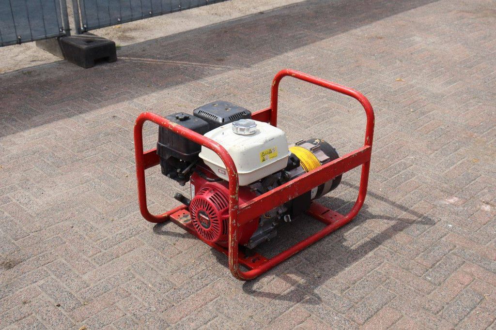 Generator Mecc Alte Spa S20W-95 Benzin 6kVA 2017