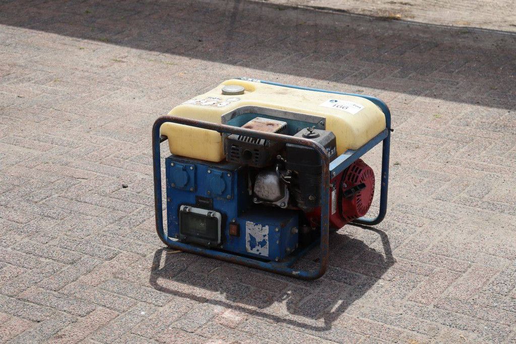 Generator Geko 3001-EAA/HHBA Benzin 3kVA