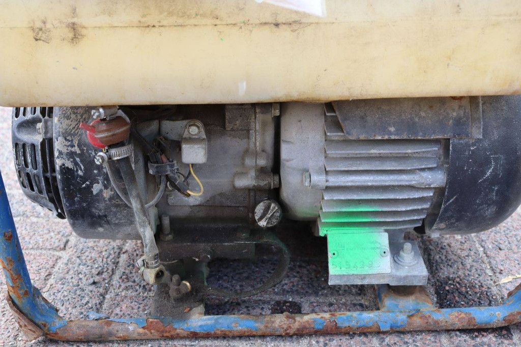 Geko Gasoline Generator 3kVA