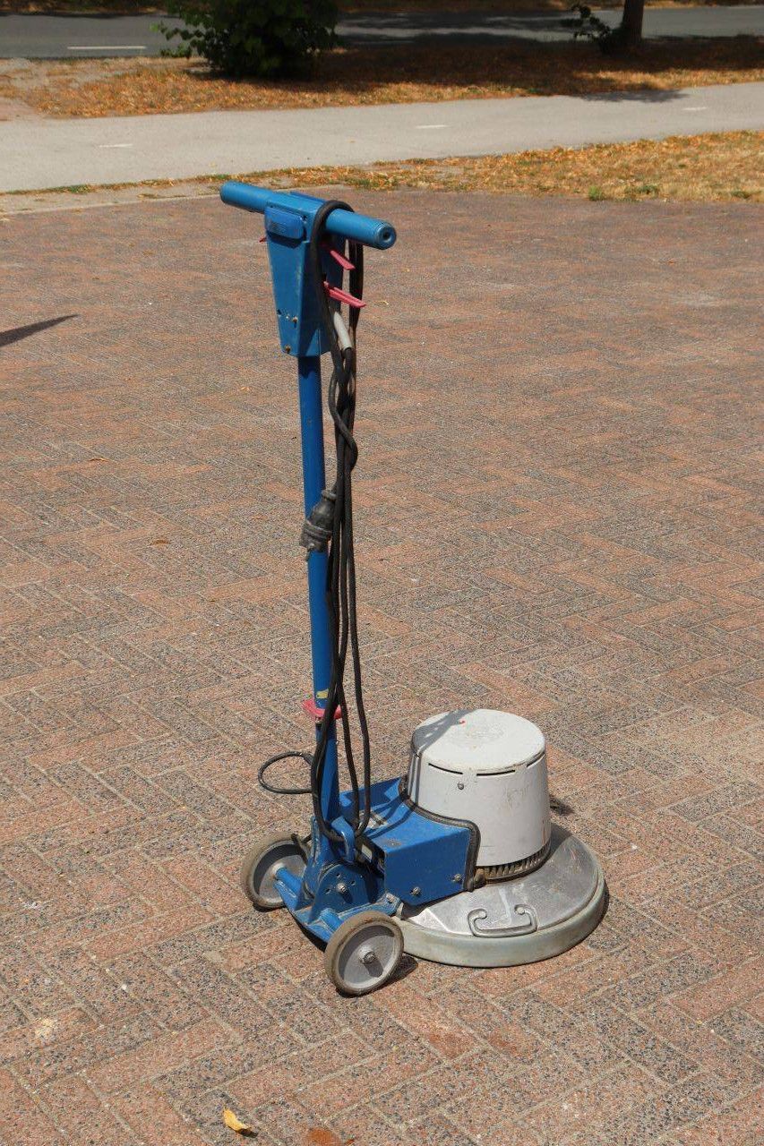 Schrobmachine Columbus/ Janser Elektrisch (Marge)
