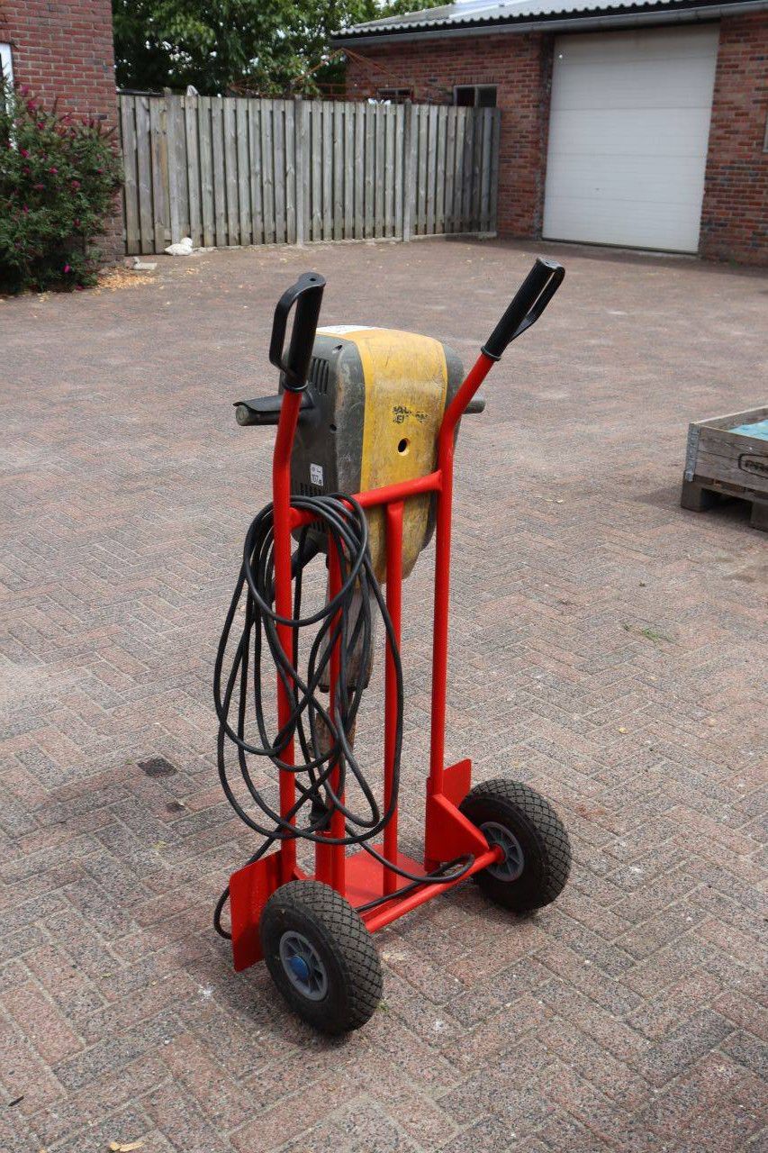 Demolition hammer Wacker Neuson EH 50/230 27x80 Electric 2.20kW 2014
