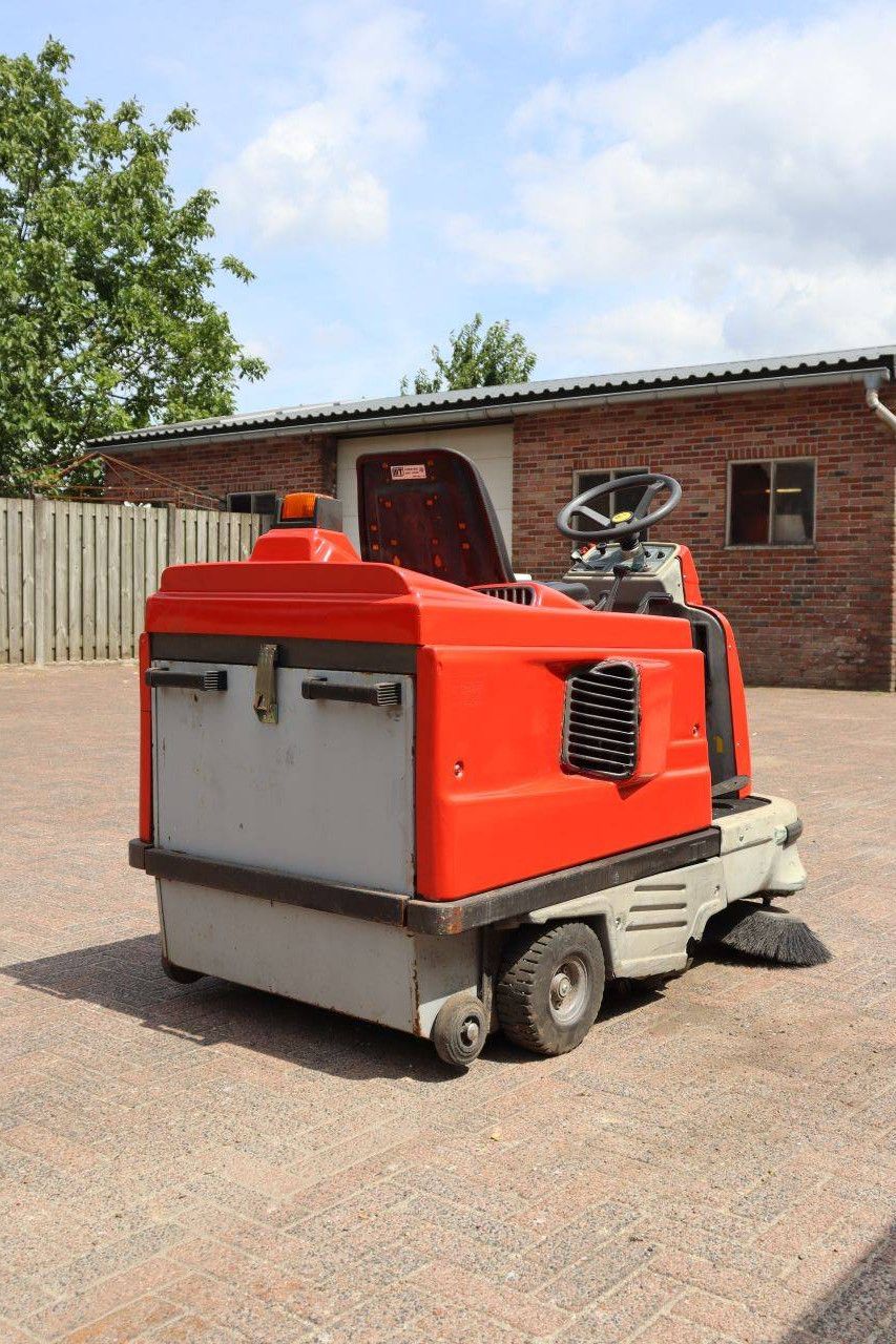 Sweeper Teknova TK1000S Petrol 5.5hp 2001