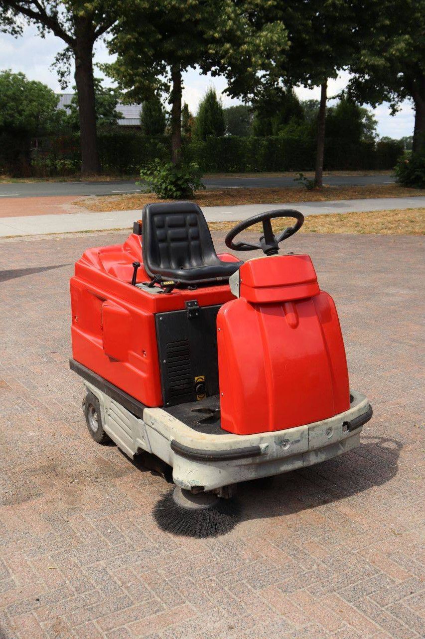 Sweeper Teknova TK1000S Petrol 5.5hp 2001