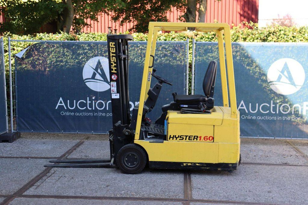 Hyster J1.60XMT Electric Forklift 1600kg 3.33m 1999