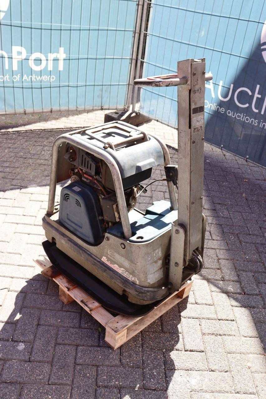 Vibratory Plate Yanmar SWEPAC FB 250 Diesel 2012