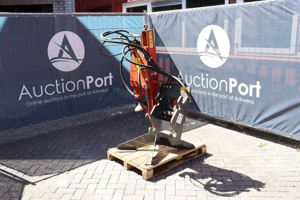 Demolition hammer Rabaud 703390 2014