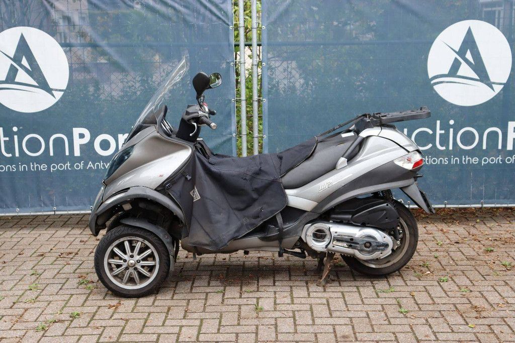 Piaggio MP3 Petrol Scooter