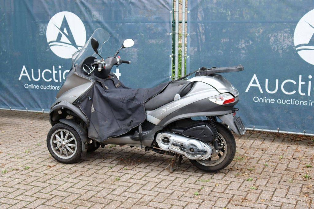 Piaggio MP3 Petrol Scooter