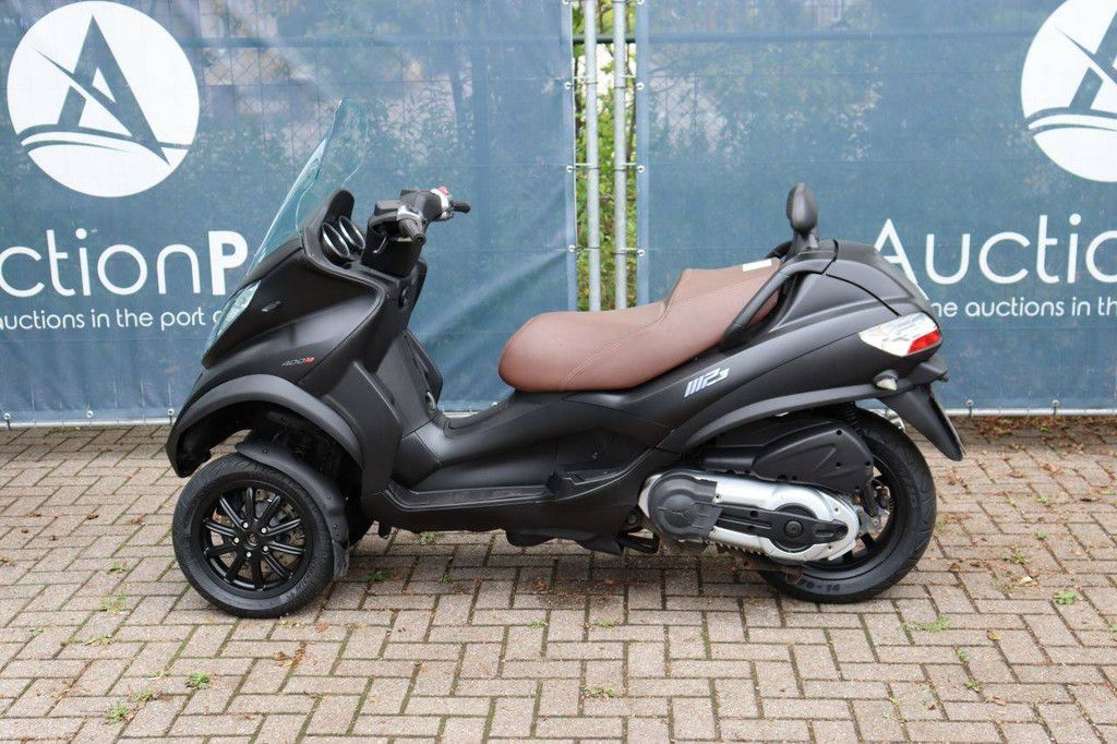 Scooter Piaggio MP3 400 LT i.e. Petrol 2011