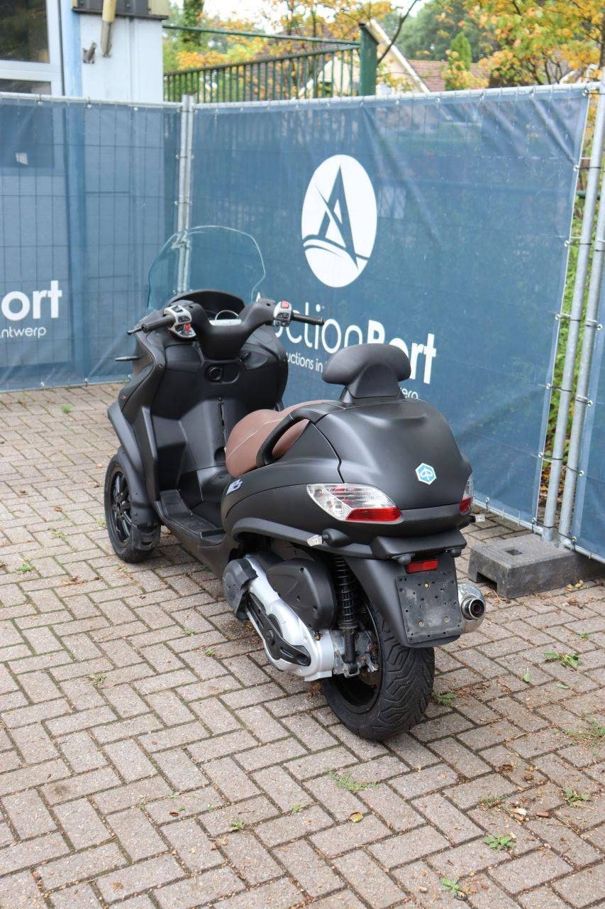 Scooter Piaggio MP3 400 LT i.e. Petrol 2011