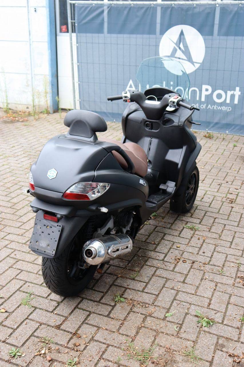 Scooter Piaggio MP3 400 LT i.e. Petrol 2011