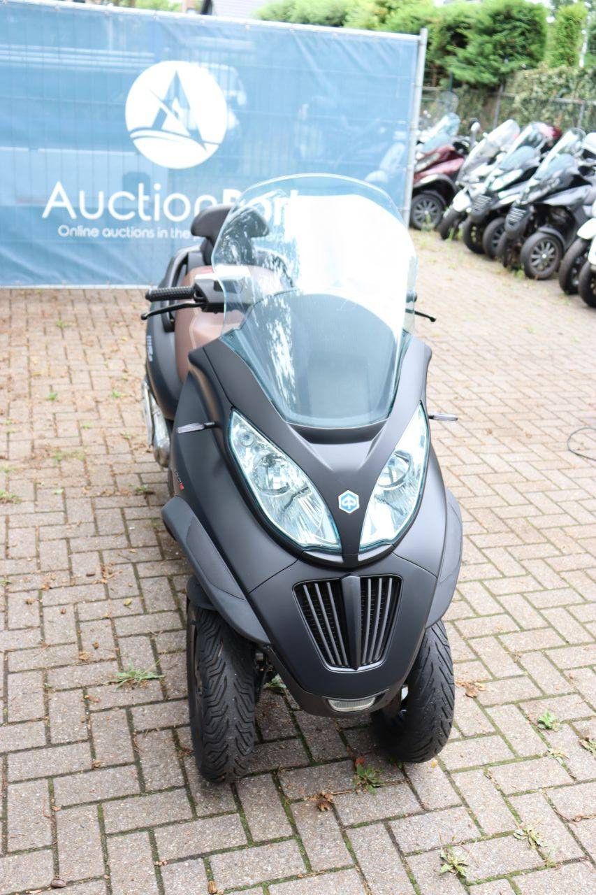 Scooter Piaggio MP3 400 LT i.e. Petrol 2011
