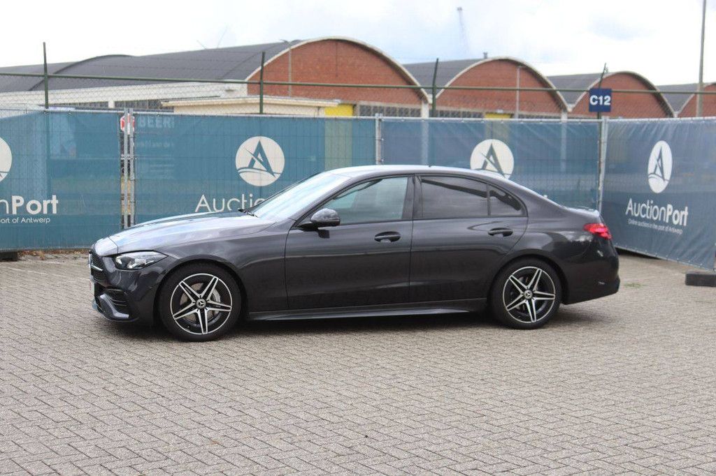 Mercedes Benz C200D AMG 2024 (Margin)