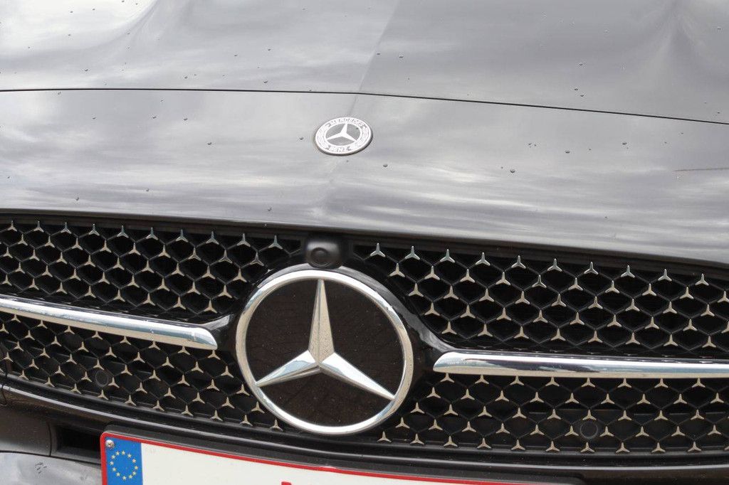 Mercedes Benz C200D AMG 2024 (Margin)