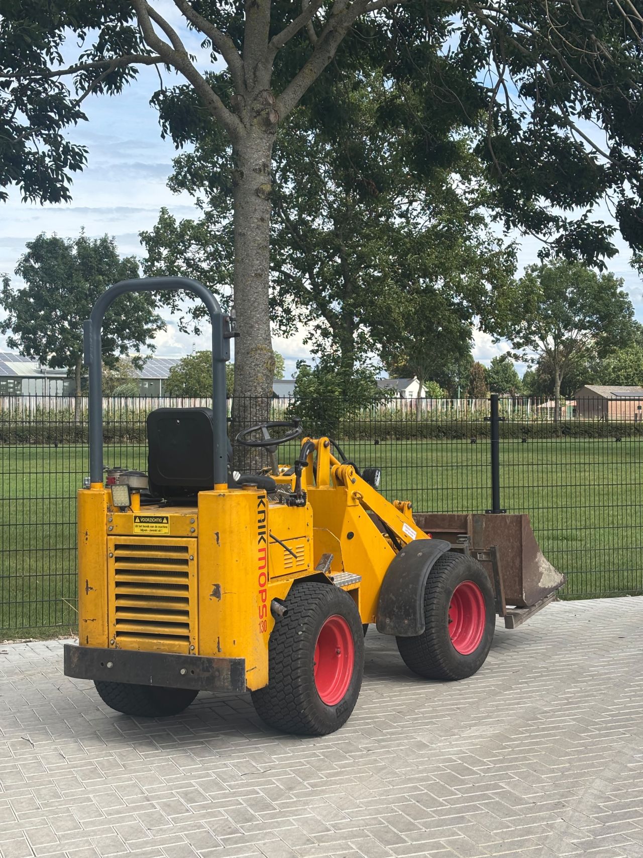 Knikmops 130