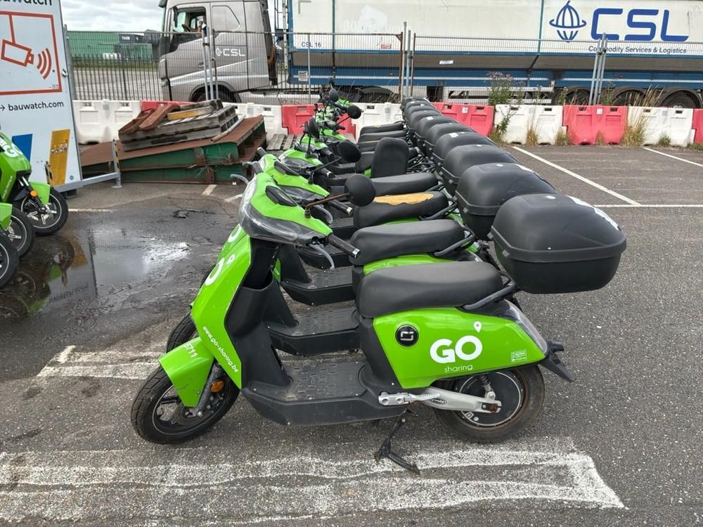 Super SOCO CUx electric fixer upper scooters (10x)