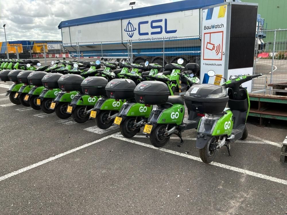Super SOCO CUx electric fixer upper scooters (10x)