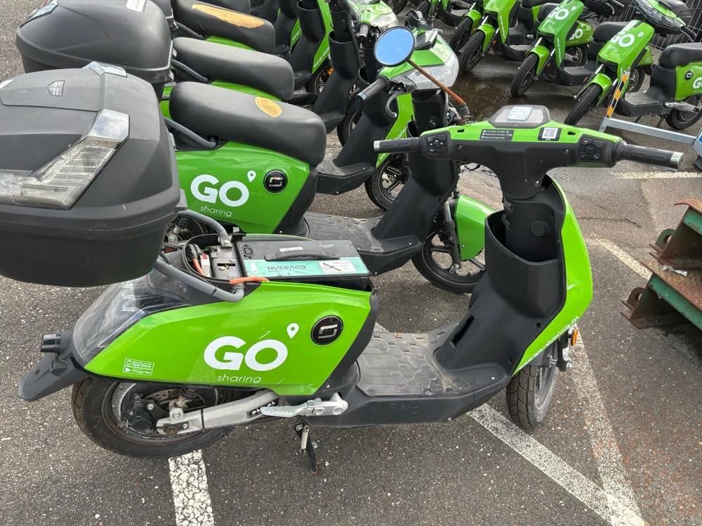 Super SOCO CUx electric fixer upper scooters (10x)