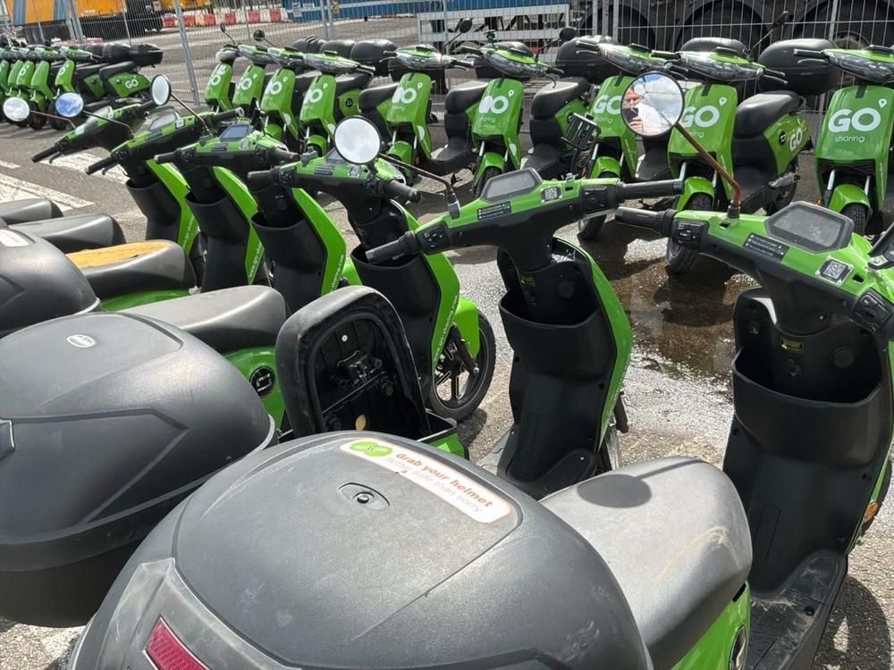 Super SOCO CUx electric fixer upper scooters (10x)