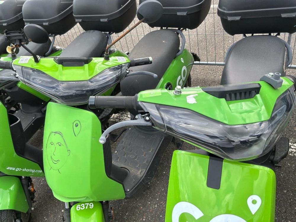 Super SOCO CUx electric fixer upper scooters (10x)