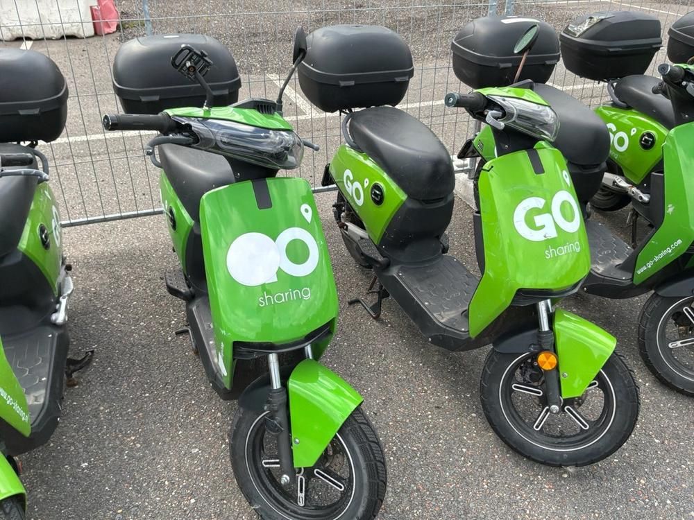 Super SOCO CUx electric fixer upper scooters (10x)