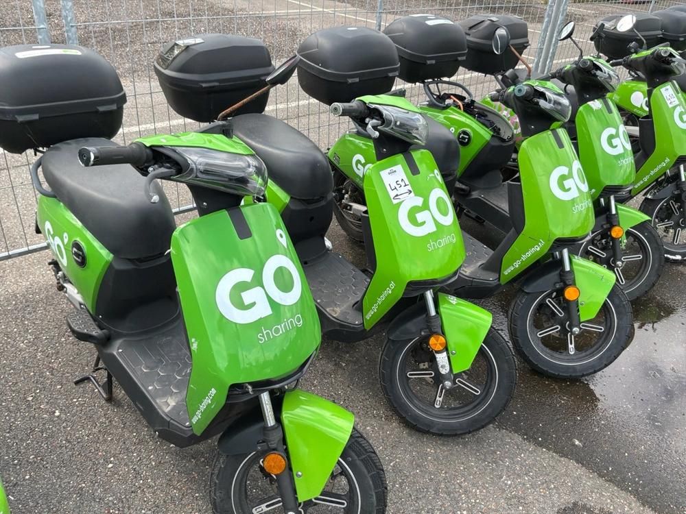 Super SOCO CUx electric fixer upper scooters (10x)