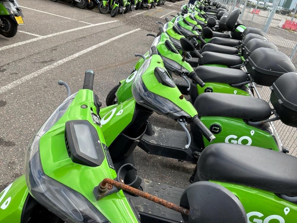 Super SOCO CUx electric fixer upper scooters (10x)