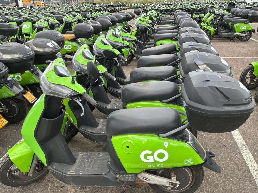Super SOCO CUx electric fixer upper scooters (10x)