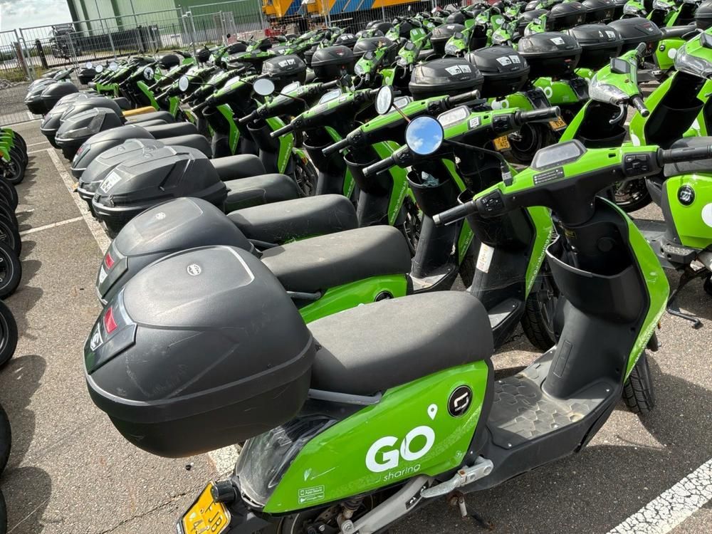 Super SOCO CUx electric fixer upper scooters (10x)