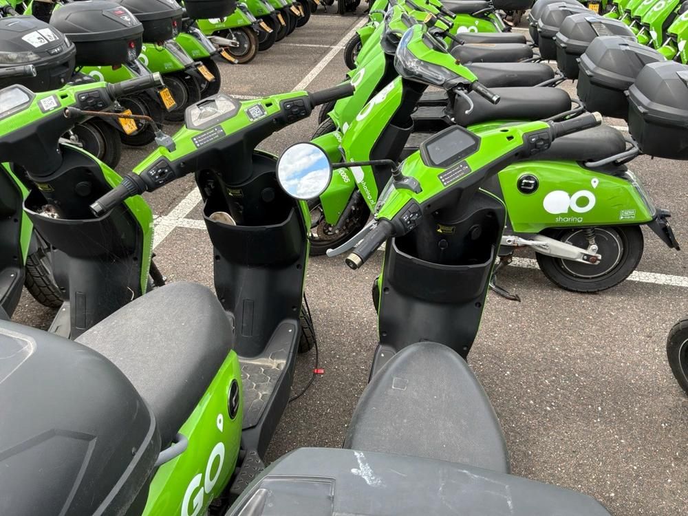 Super SOCO CUx electric fixer upper scooters (10x)