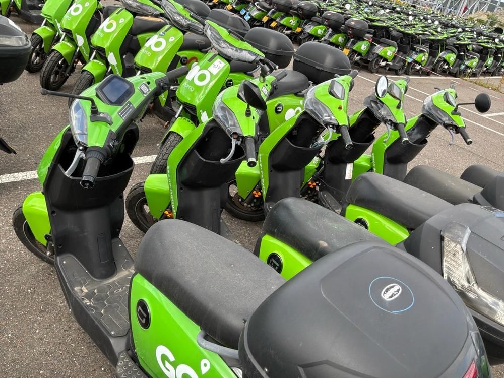 Super SOCO CUx electric fixer upper scooters (10x)