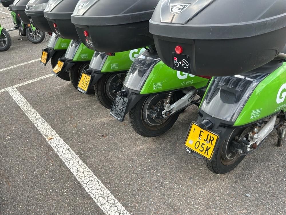Super SOCO CUx electric fixer upper scooters (10x)