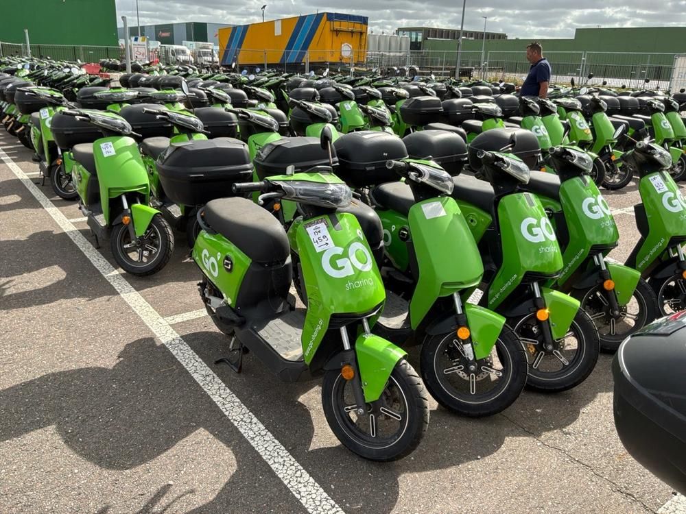 Super SOCO CUx electric fixer upper scooters (15x)