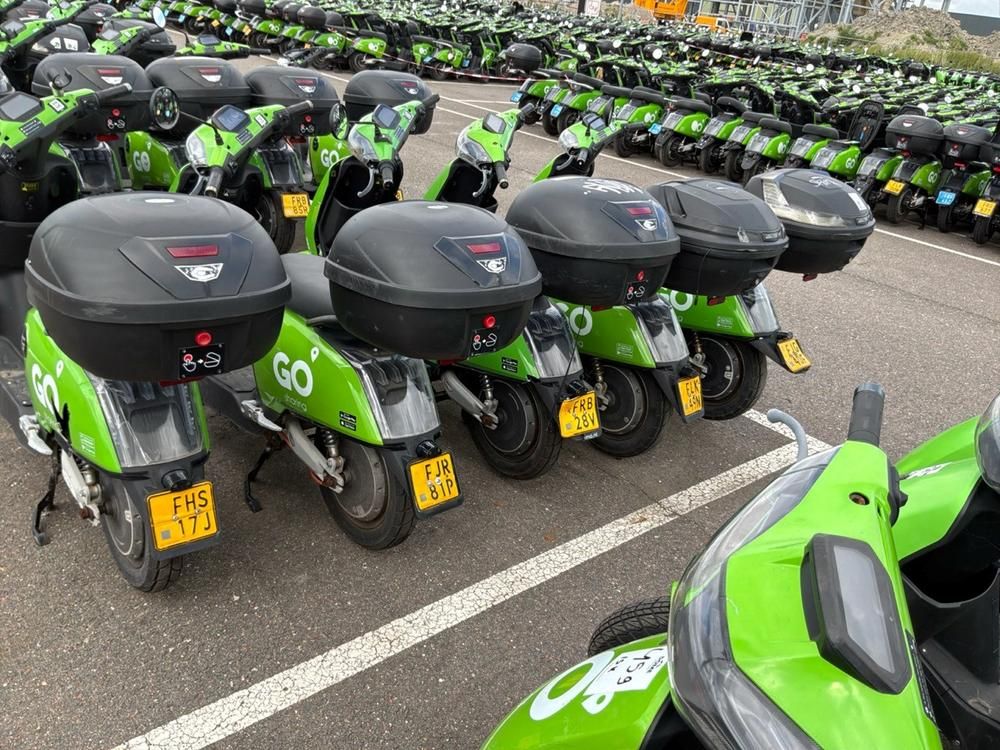 Super SOCO CUx electric fixer upper scooters (15x)