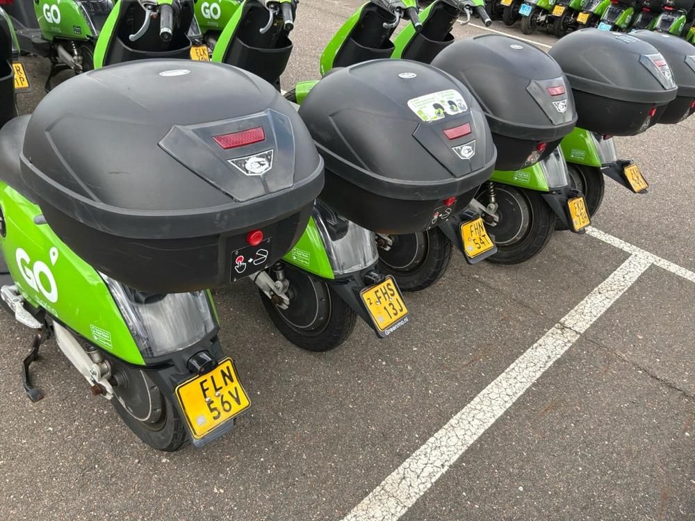 Super SOCO CUx electric fixer upper scooters (15x)
