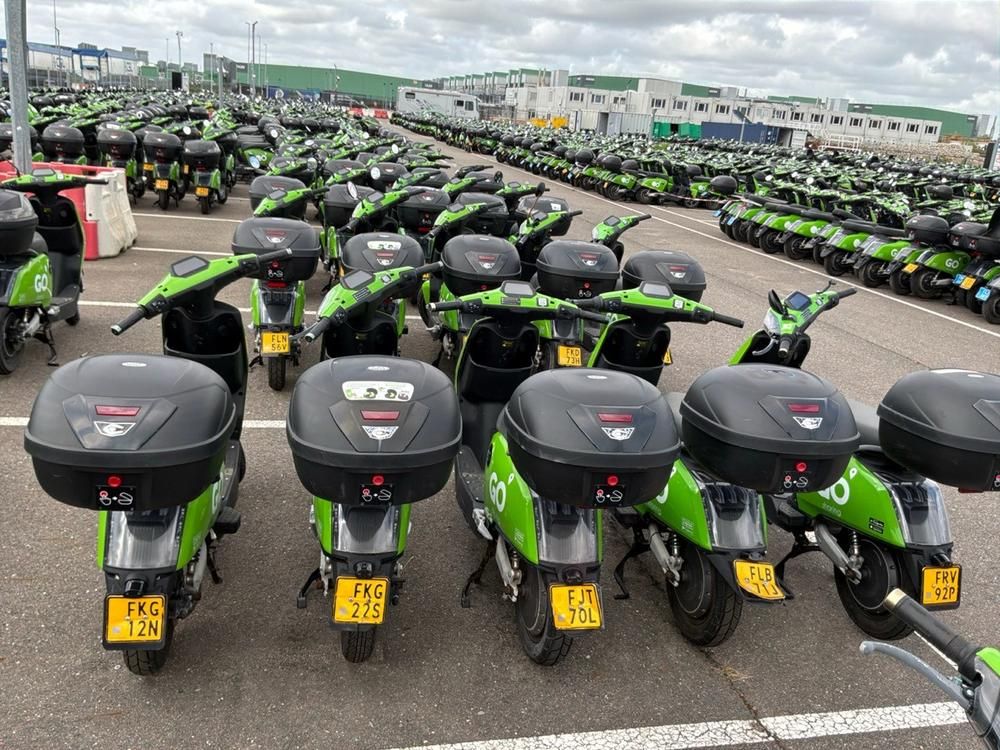 Super SOCO CUx electric fixer upper scooters (15x)