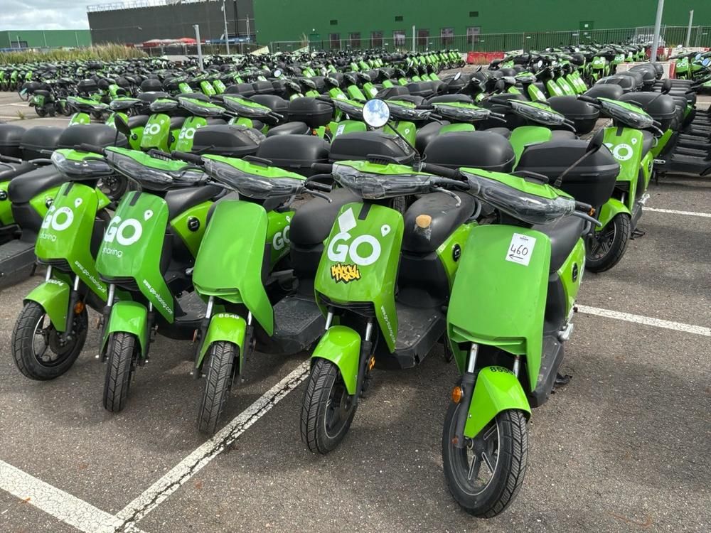 Super SOCO CUx electric fixer upper scooters (10x)