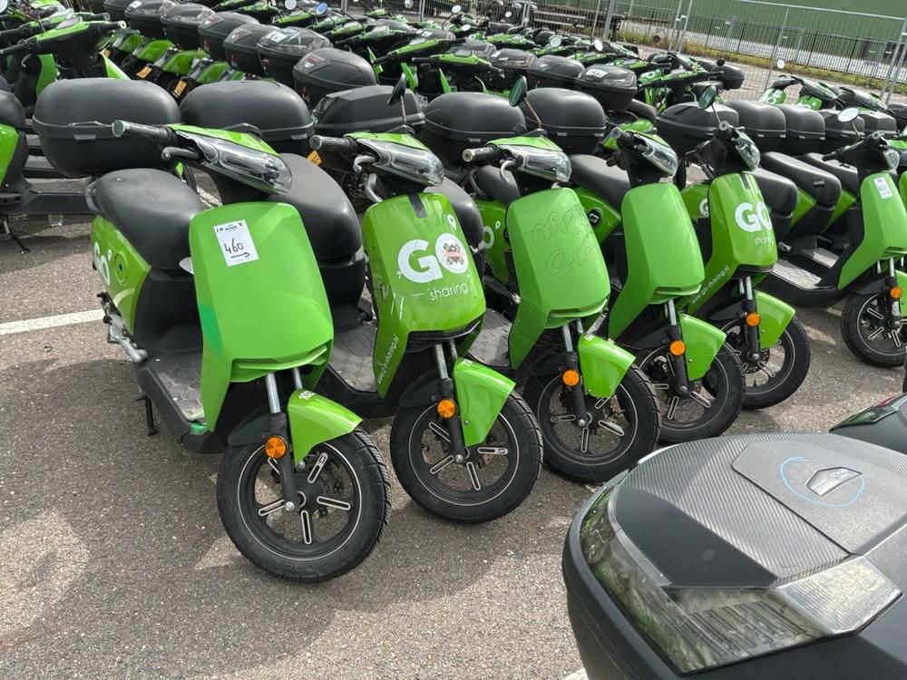 Super SOCO CUx electric fixer upper scooters (10x)