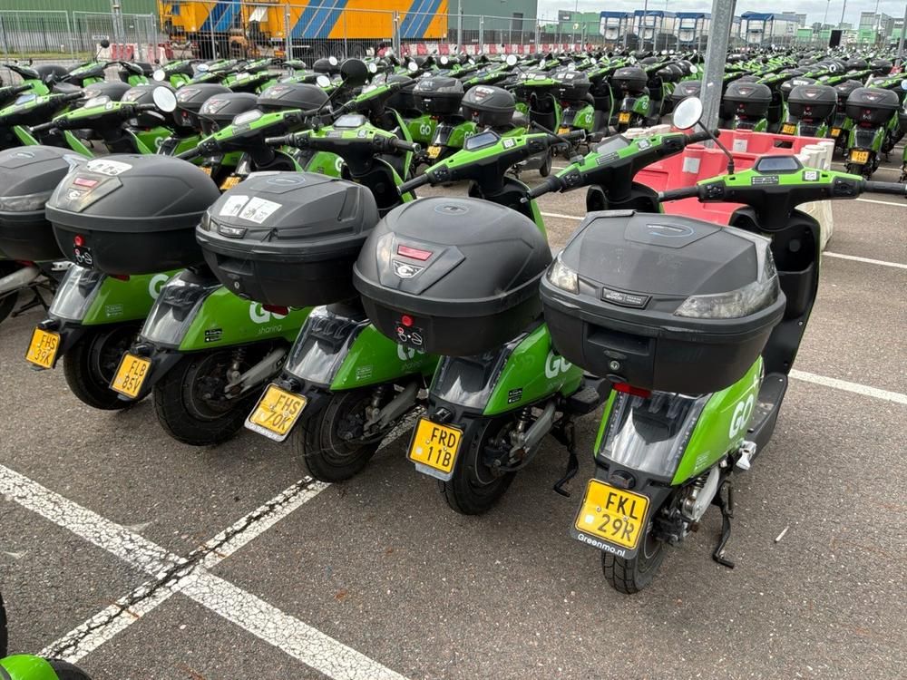 Super SOCO CUx electric fixer upper scooters (10x)