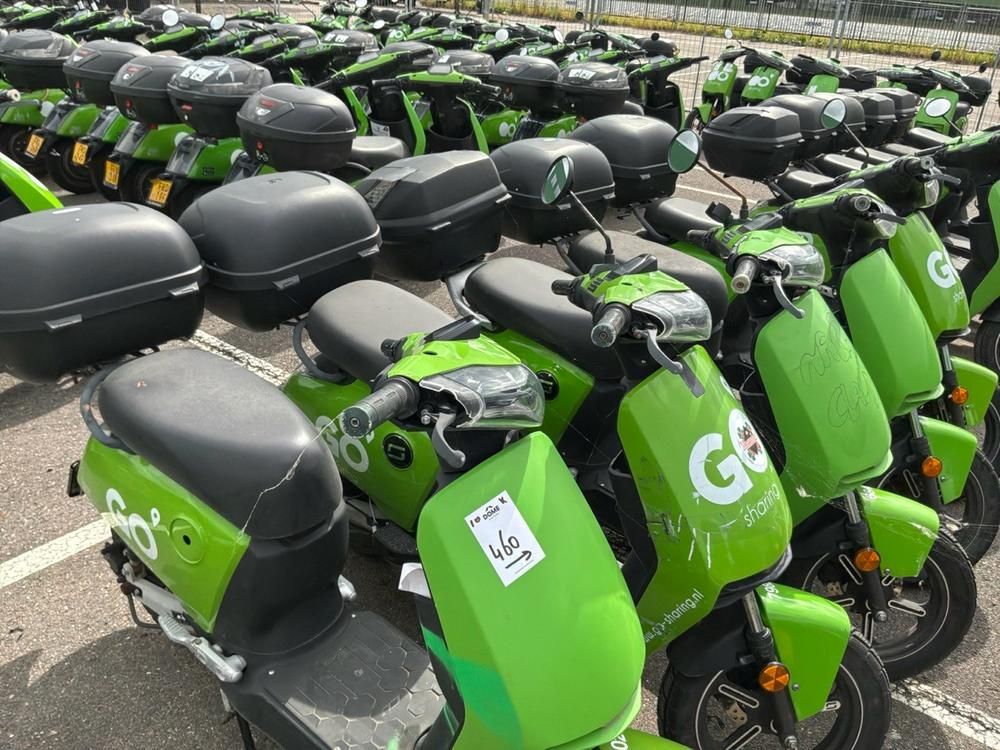 Super SOCO CUx electric fixer upper scooters (10x)