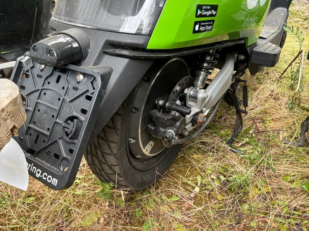 Super SOCO CUx electric fixer upper scooters (5x) and electric step (1x)