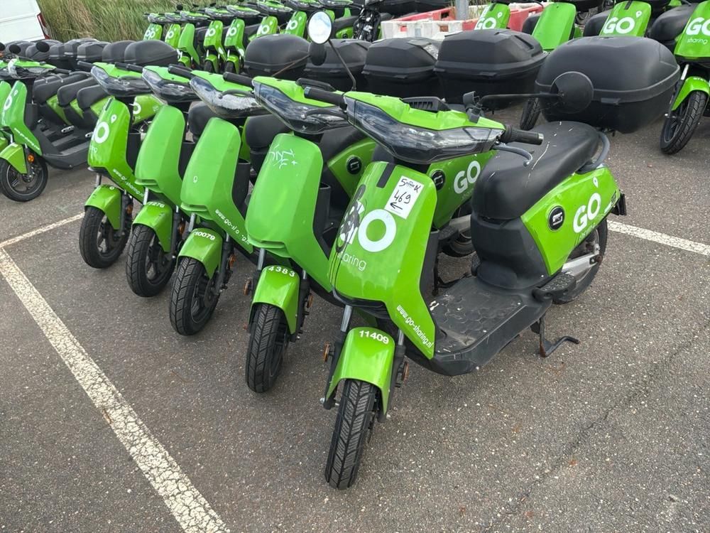 Super SOCO CUx electric fixer upper scooters (5x)
