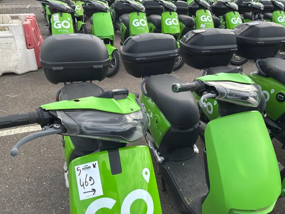 Super SOCO CUx electric fixer upper scooters (5x)