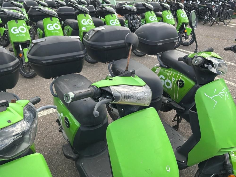 Super SOCO CUx electric fixer upper scooters (5x)